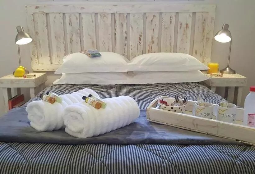 ペンション Albatross Guesthouse