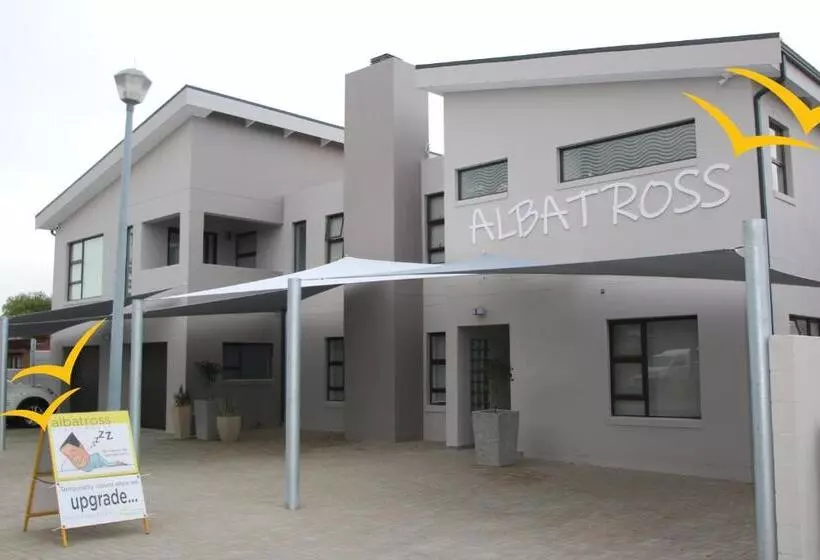 ペンション Albatross Guesthouse