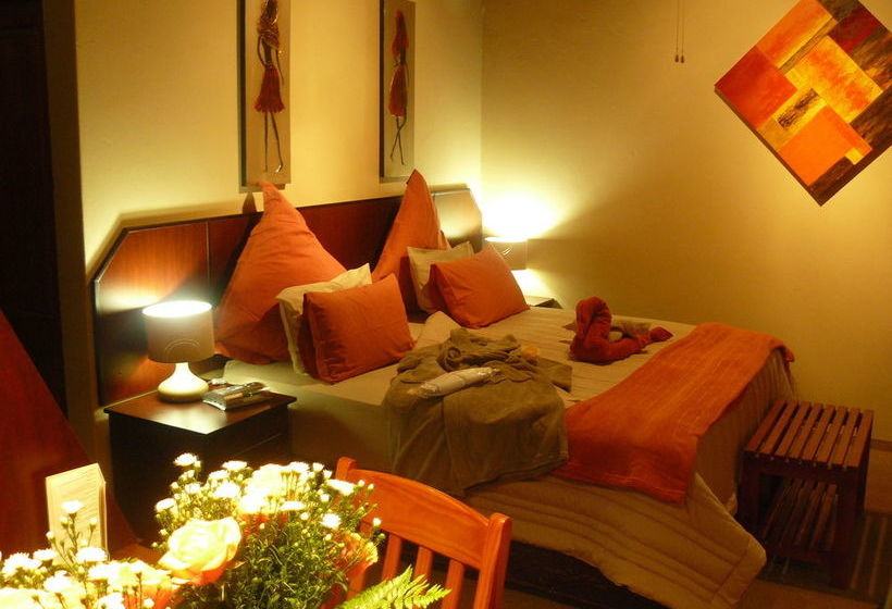 Pension (Hôtel basse catégorie) Ikwekwezi Guest Lodge