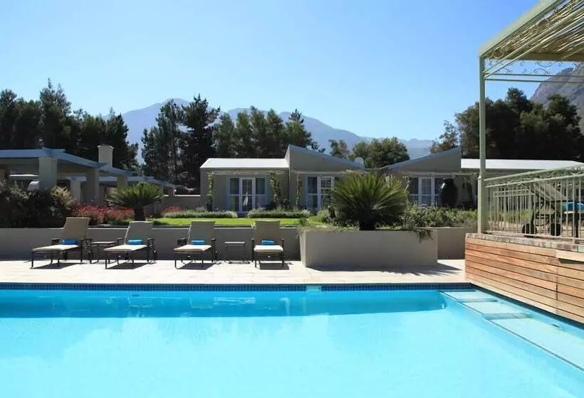 پانسیون La Cabriere Country House