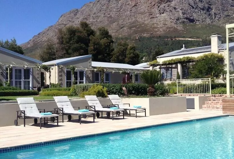 پانسیون La Cabriere Country House