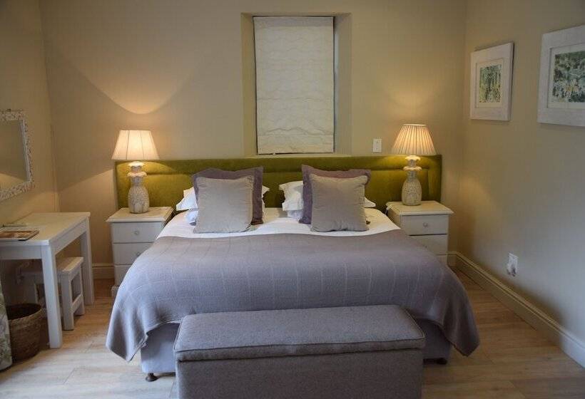 بنسيون La Cabriere Country House