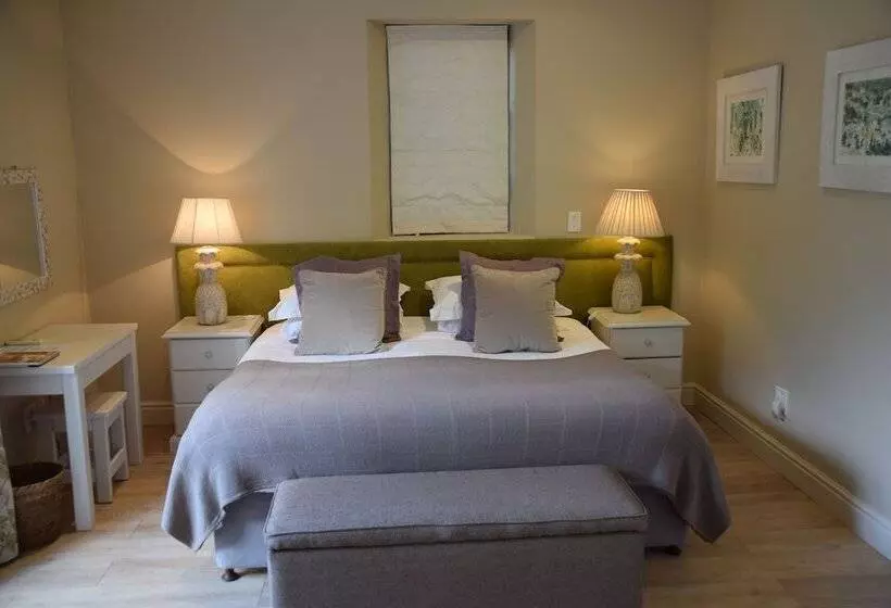 پانسیون La Cabriere Country House