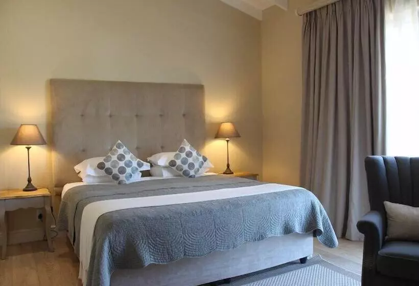پانسیون La Cabriere Country House