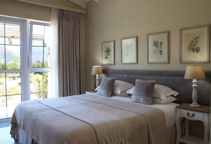 بنسيون La Cabriere Country House