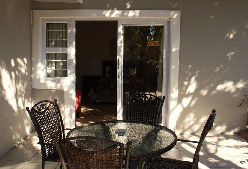 פנסיון Port Elizabeth Guest House