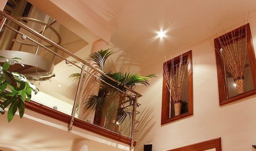 Pension Red Square Home