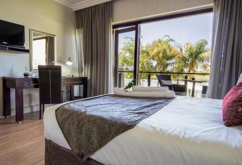 פנסיון River Place Manor