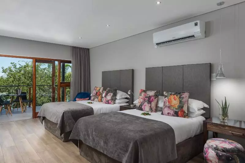Majatalo River Place Manor