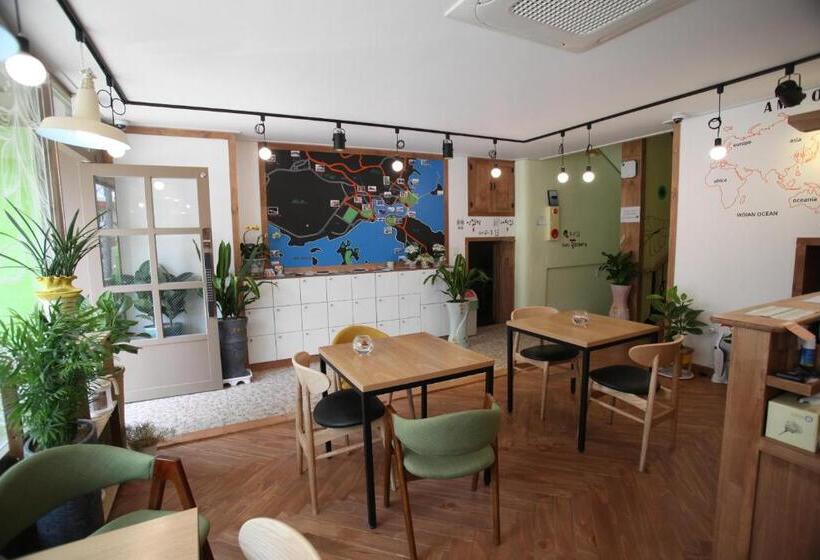 פנסיון Yeosuro Guesthouse   Hostel