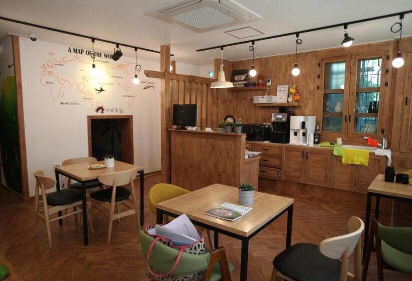 פנסיון Yeosuro Guesthouse   Hostel