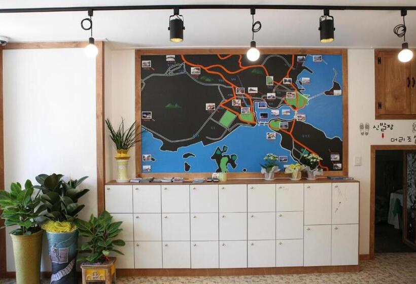 פנסיון Yeosuro Guesthouse   Hostel