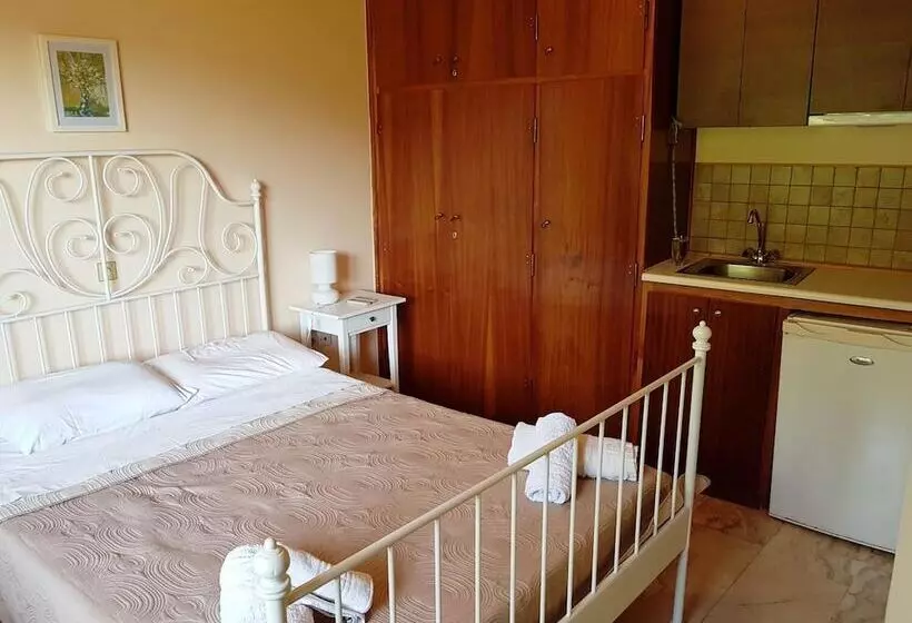Studios Lefkada