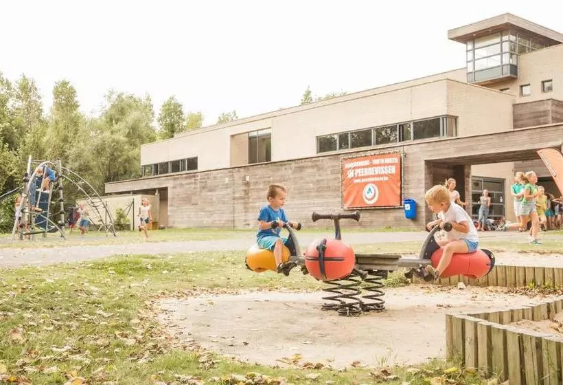 Retkeilymaja Jeugdherberg De Peerdevisser
