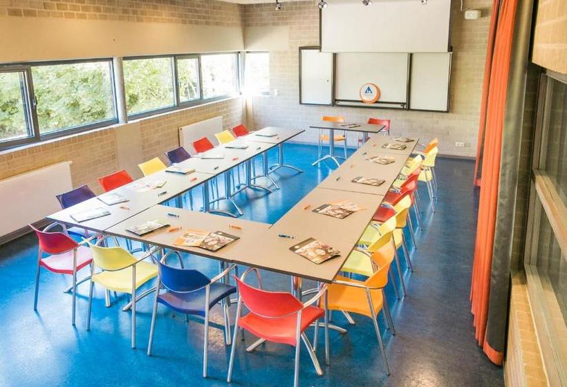 Общежитие Jeugdherberg De Peerdevisser