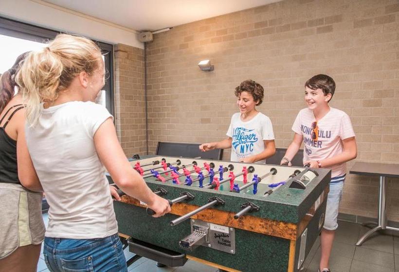 Общежитие Jeugdherberg De Peerdevisser