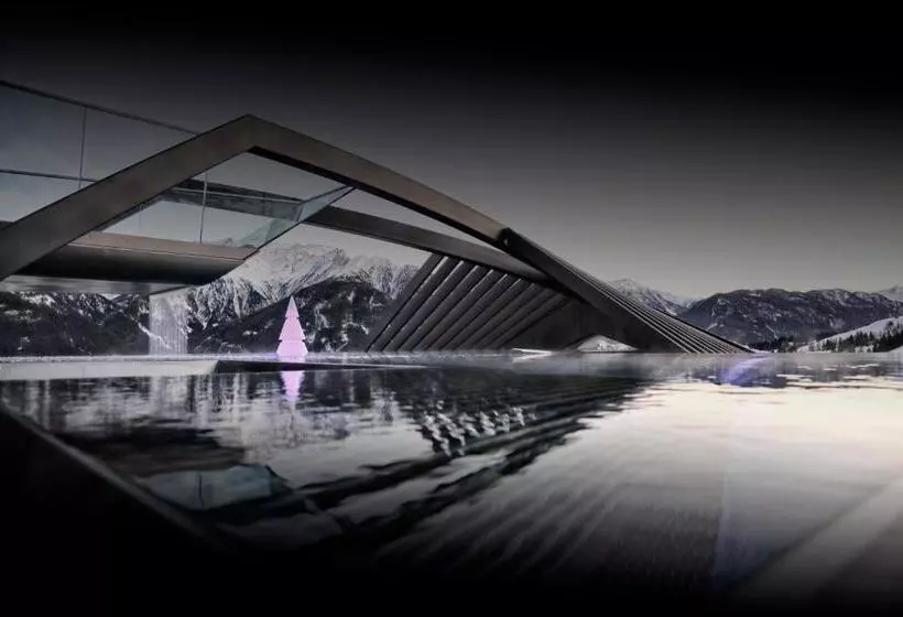 هتل Alps Lodge