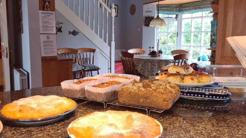 Bed and Breakfast Brookvale