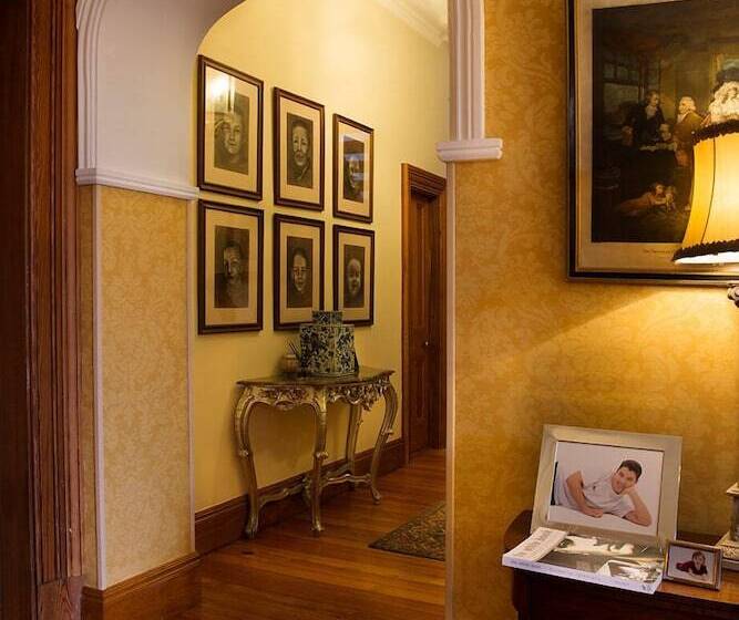 Down Yonder Boutique B&b