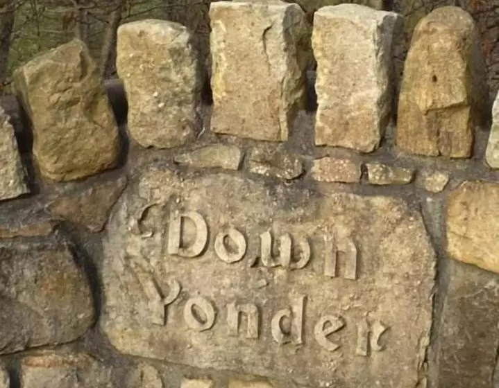 Down Yonder Boutique B&b
