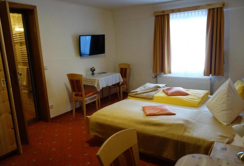 Edelsteinhotel Guniwirt