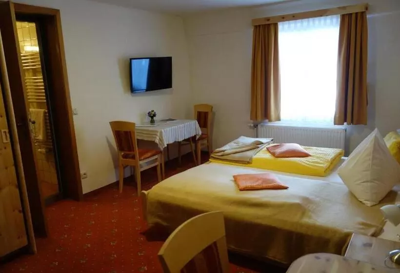 Edelsteinhotel Guniwirt