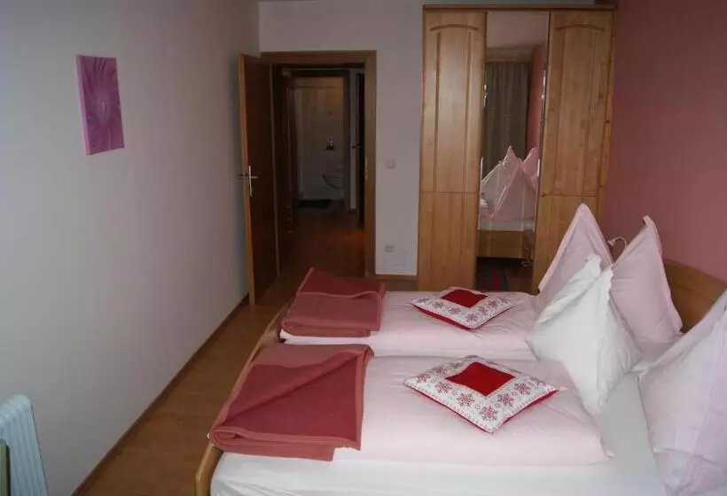Edelsteinhotel Guniwirt
