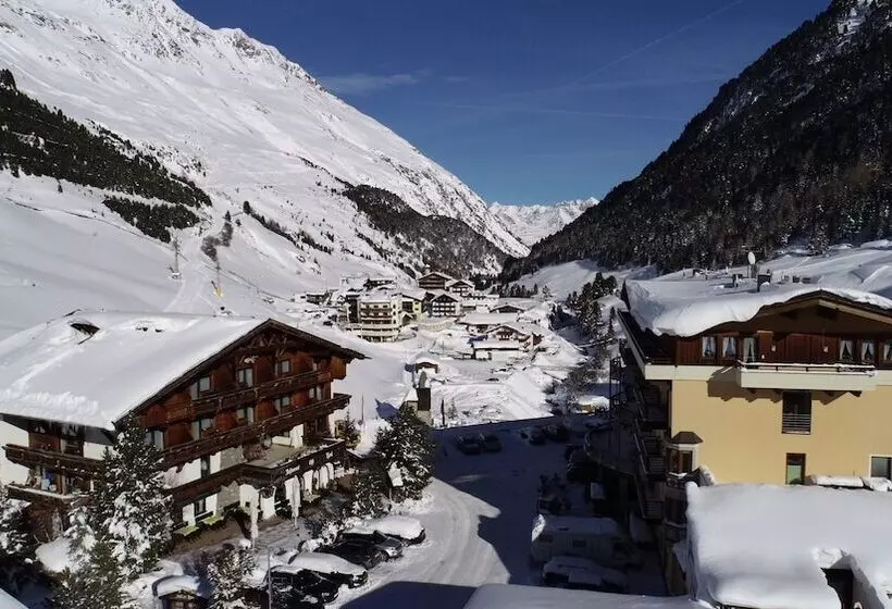 Hotel Alt Vent Tyrol