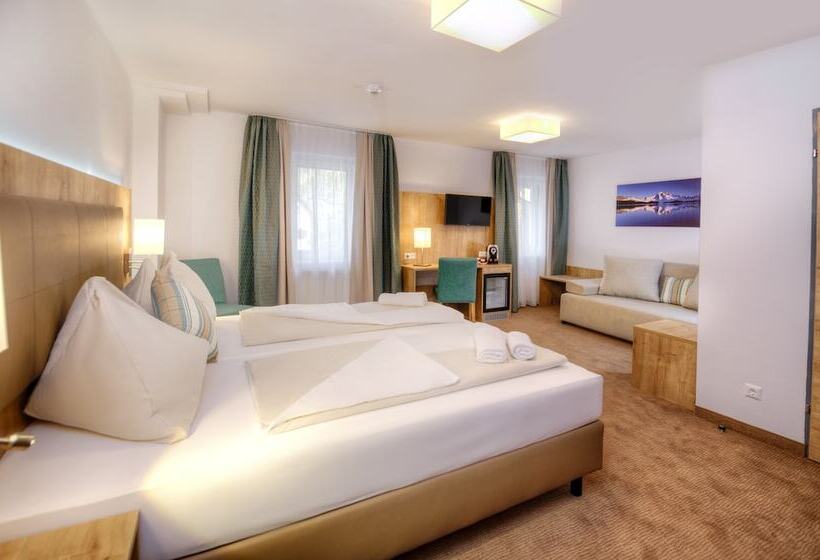 ホテル Bergkristall