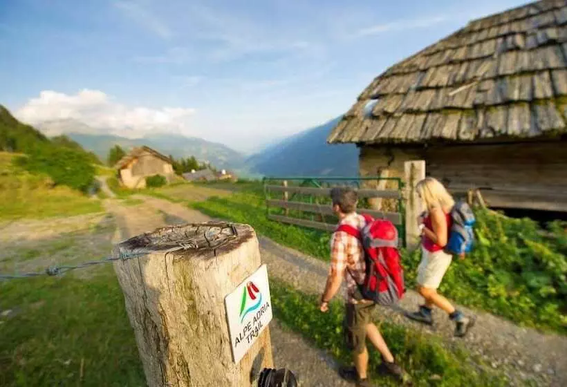 Hotelli Bergkristall