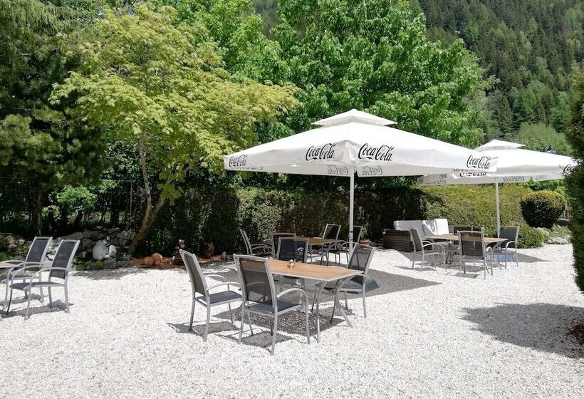 ホテル Bergkristall