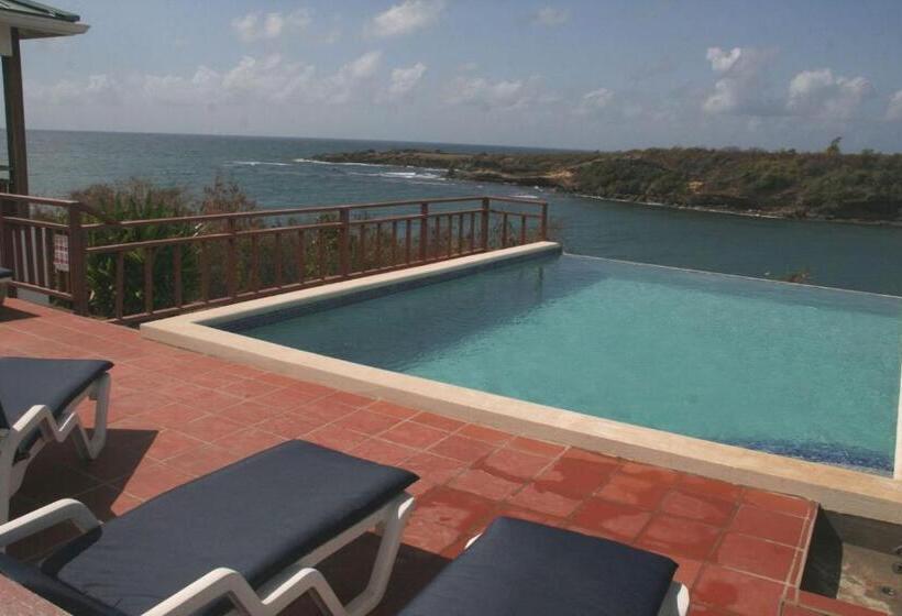 هتل Two Bays Beach Villa Apartment And Studios