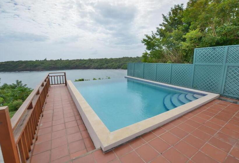 هتل Two Bays Beach Villa Apartment And Studios