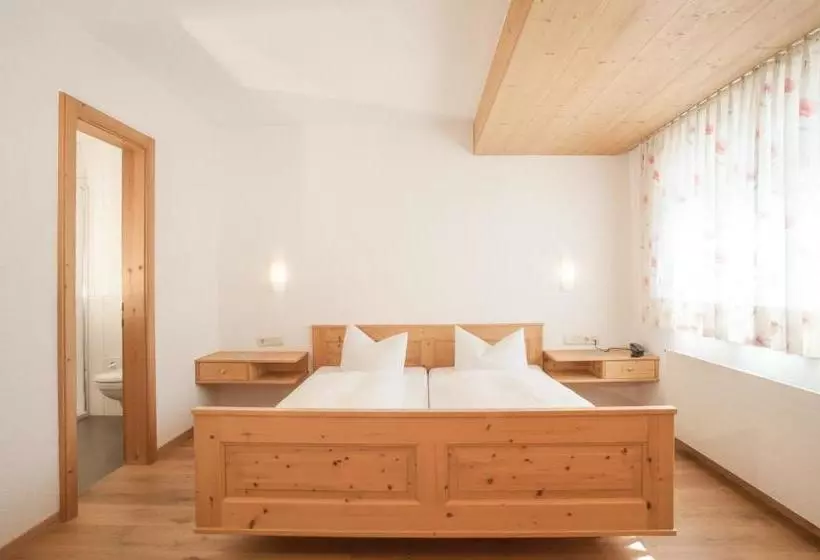 ホテル Dreiländerblick Dornbirn