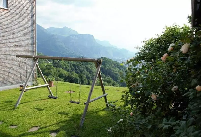 ホテル Dreiländerblick Dornbirn