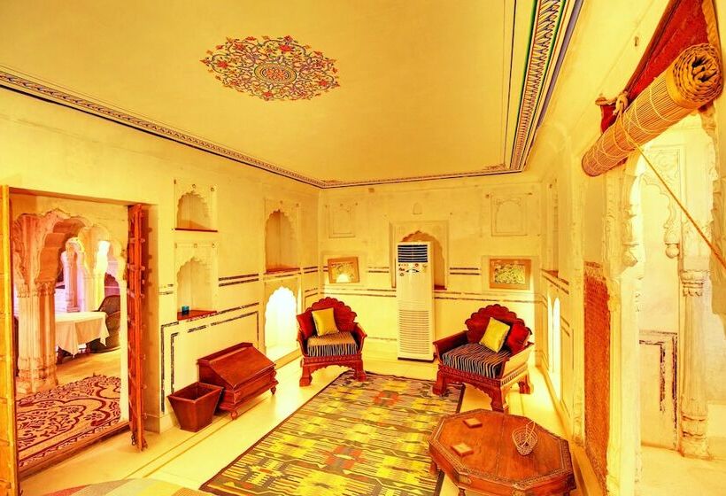 هتل The Fort Pokaran