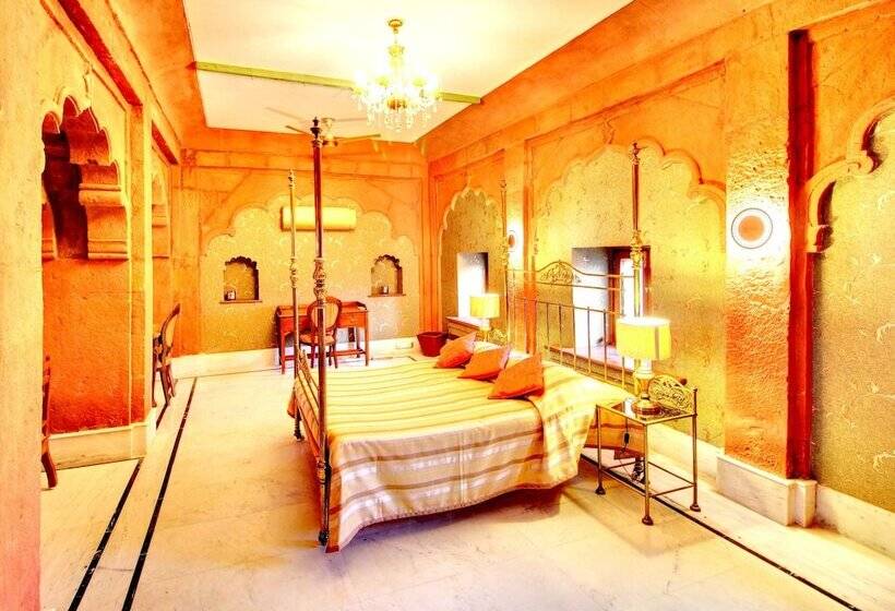 هتل The Fort Pokaran