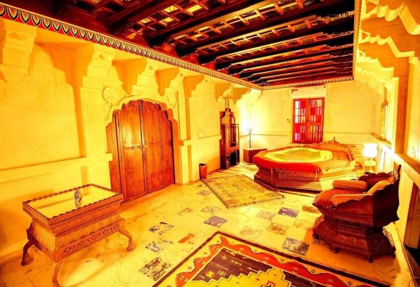 هتل The Fort Pokaran