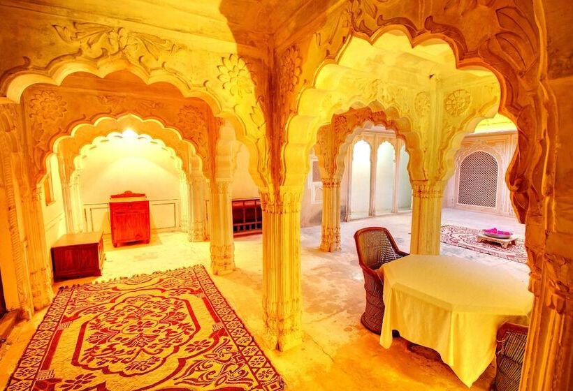 هتل The Fort Pokaran