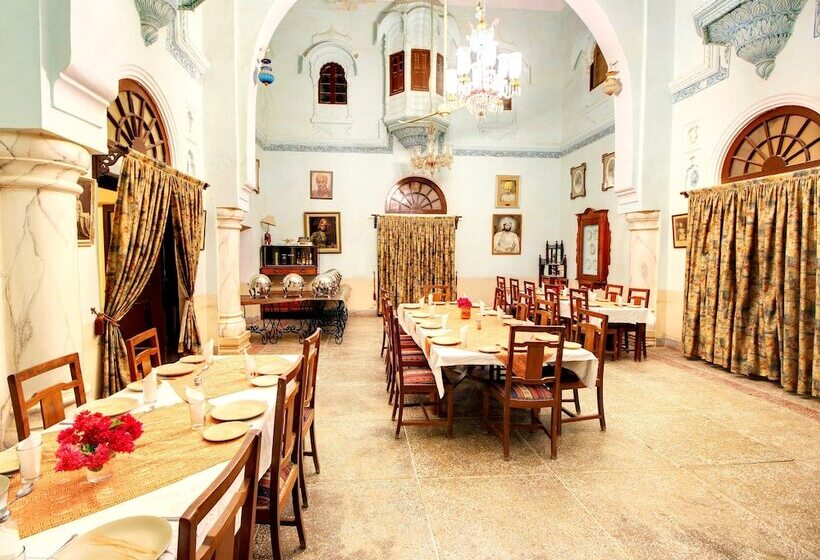 هتل The Fort Pokaran