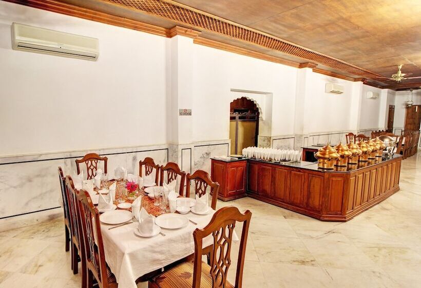 هتل The Fort Pokaran