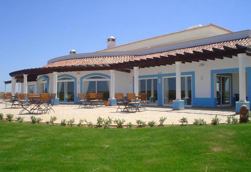 هتل Herdade Dos Grous