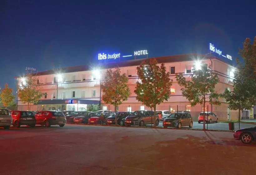 ホテル Ibis Budget Poitiers Nord Futuroscope