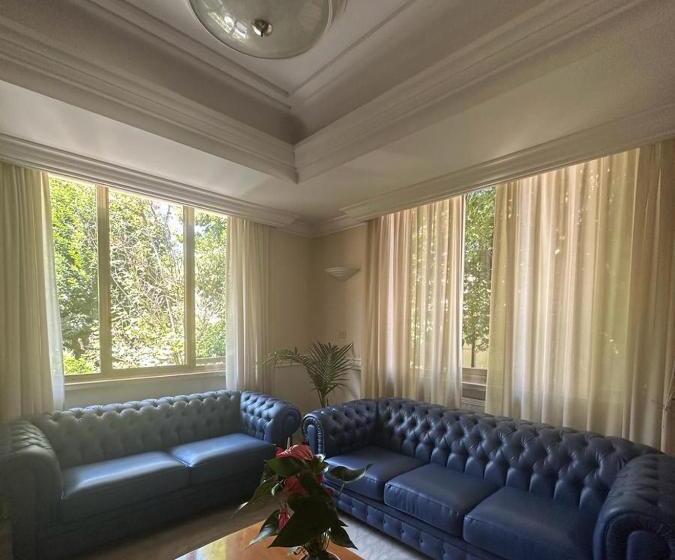 فندق Mondial Park