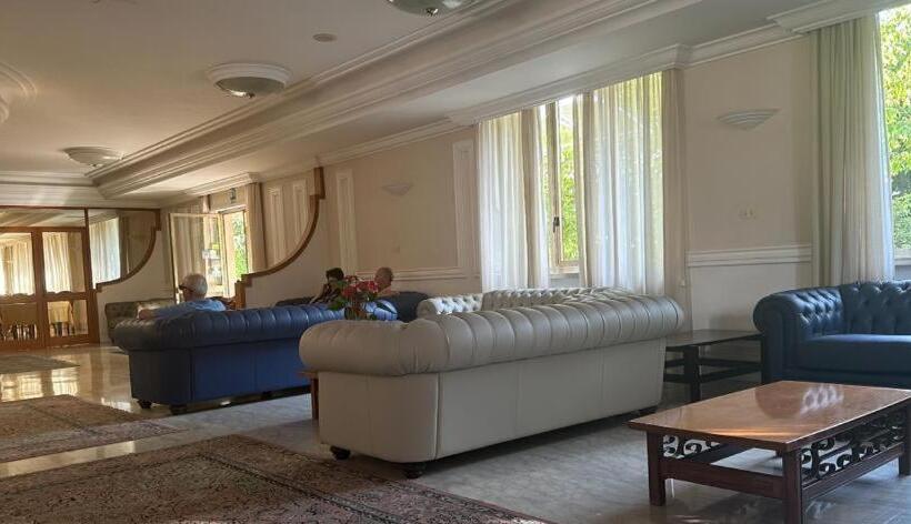 فندق Mondial Park