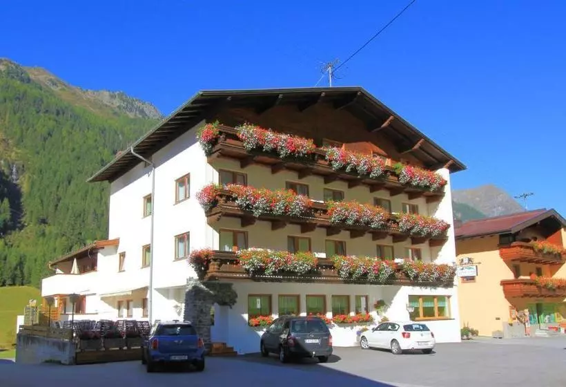 هتل St Leonhard