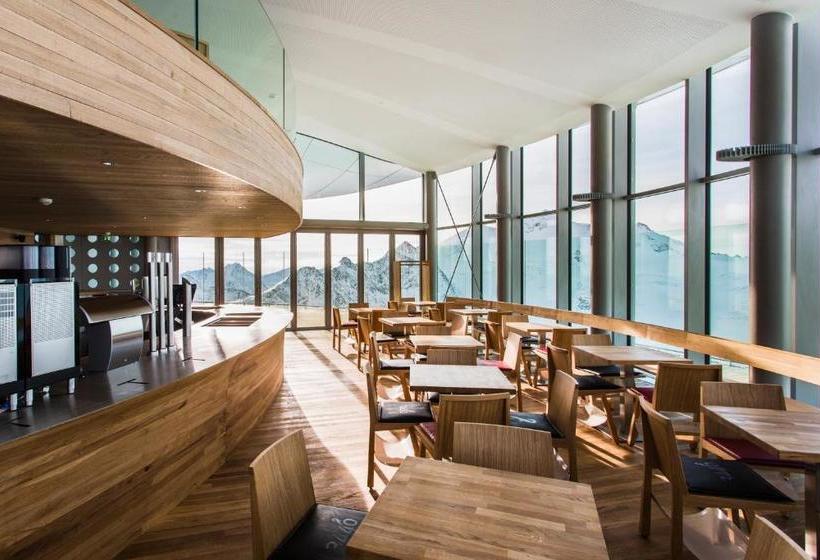 Отель St Leonhard