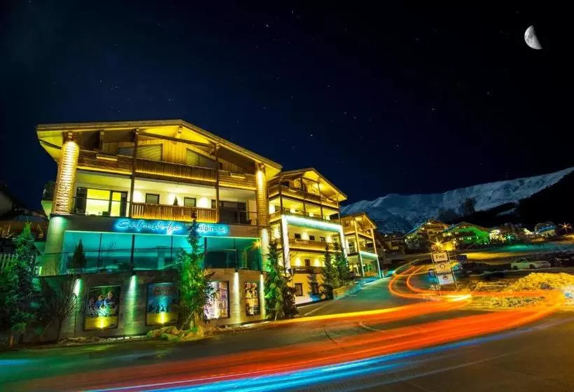 هتل Sedona Lodge