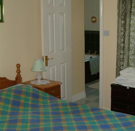 민박 Claremont House