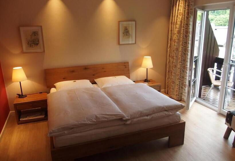 مبيت وإفطار Pension Alpenhof